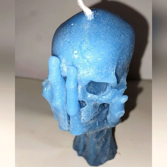 Hand crafted limited edition from our raging skull candle collection - Picture 6 of 7